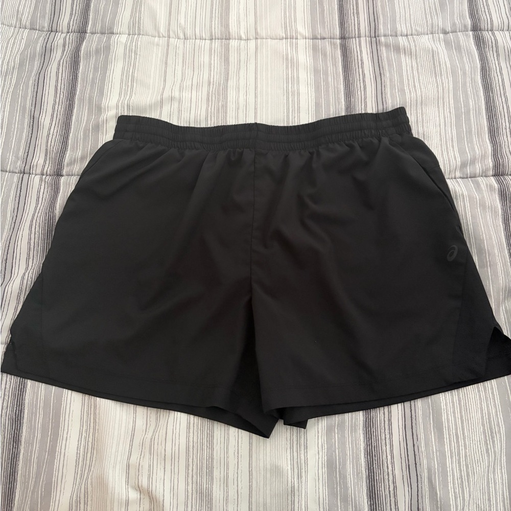 Asics Men's Black  Vent Shorts (5” inseam)